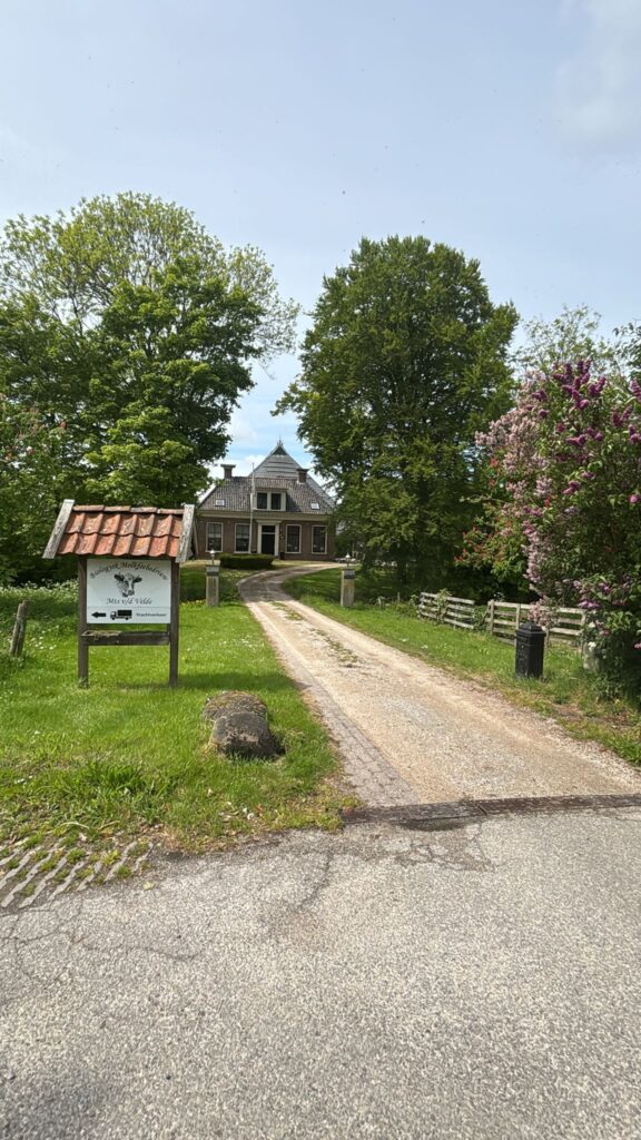 De boerderij in Ginnum